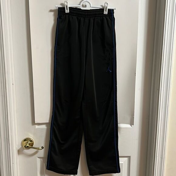 Youth boys size medium (10-12) Air Jordan black pants. - Picture 1 of 5